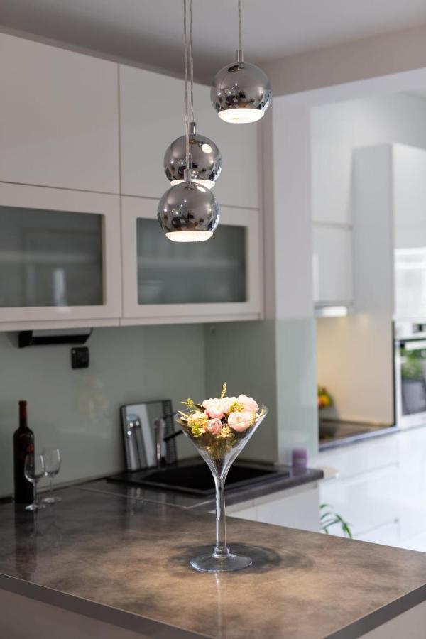 Lux Apartment Ema Kastela Luaran gambar