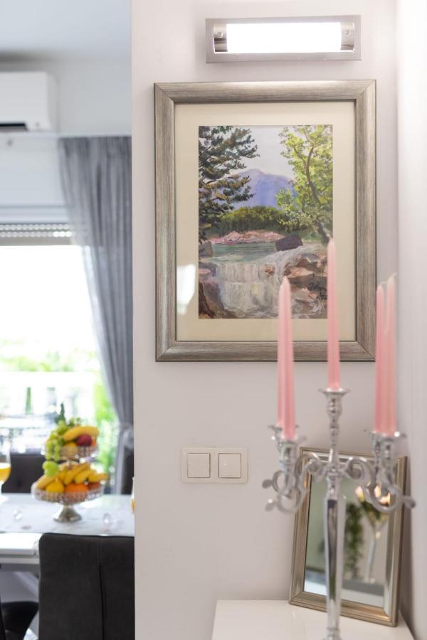 Lux Apartment Ema Kastela Luaran gambar