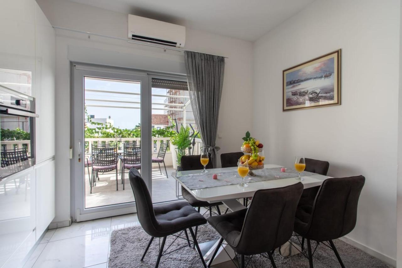 Lux Apartment Ema Kastela Luaran gambar